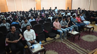 زراعة الفيوم تنظم ندوة عن توطين ريادة الأعمال في عقول الشباب