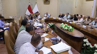 التصالح الفوري مع ملتزمي جدولة المديونية المستحقة لصندوق استصلاح الأراضي بالوادي الجديد 