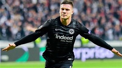 ميلان يتحرك لحسم مستقبل لوكا يوفيتش