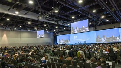 البيئة تشارك في صياغة أول معاهدة لاحتواء التلوث البلاستيكي 