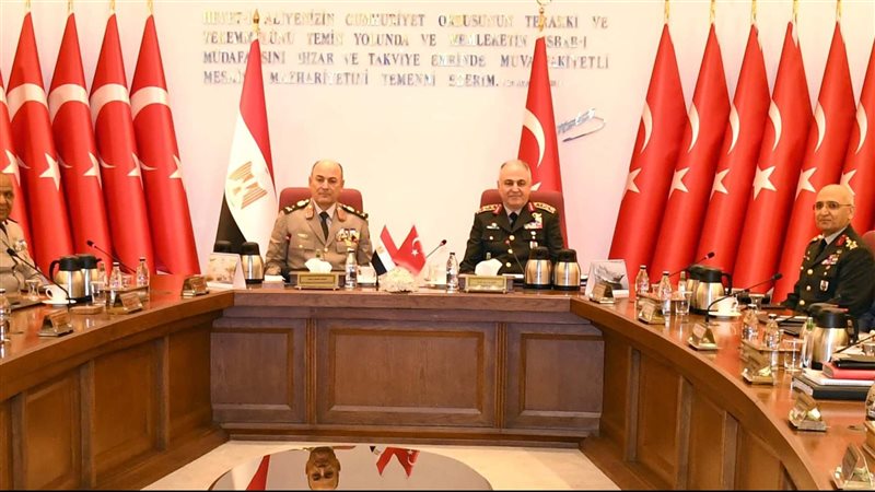 رئيس الأركان خلال