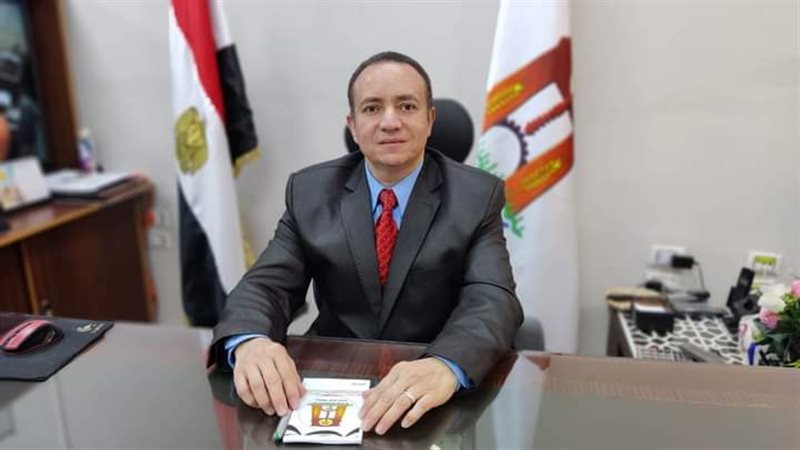 الدكتور ياسر محمود