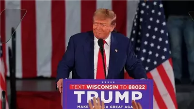  ترامب يتهم بايدن بقيادة 