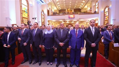 الكنيسة الإنجيلية تبدأ احتفالات عيد القيامة بالترانيم (صور)