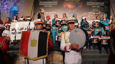 بمشاركة جنسيات العالم، مهرجان الطبول يوجه تحية تقدير للشعب الفلسطيني (فيديو وصور)