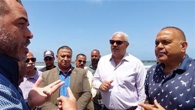 رئيس الإدارة المركزية للسياحة يتابع جاهزية شاطئ النخيل لاستقبال شم النسيم (فيديو وصور)