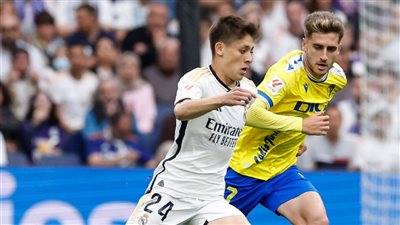 الدوري الإسباني، ريال مدريد يقسو على قادش بثلاثية قبل موقعة بايرن ميونخ