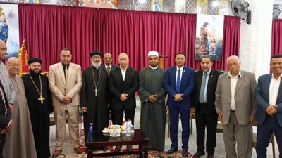 رؤساء وقيادات مراكز الداخلة وبلاط يهنئون الأقباط بعيد القيامة (صور)