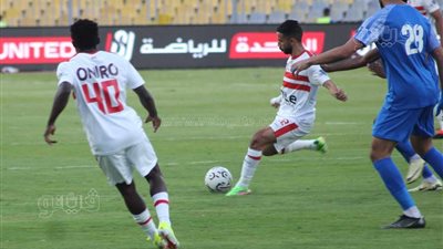 الزمالك يبحث عن الهدف الأول أمام سموحة بعد مرور 30 دقيقة (صور)
