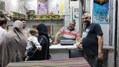  بعد 3 سنوات ركود، إقبال كبير على شراء الفسيخ ليلة شم النسيم في المنوفية (صور)