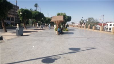 بسبب ارتفاع درجات الحرارة، إقبال ضعيف على المتنزهات احتفالا بشم النسيم في الأقصر