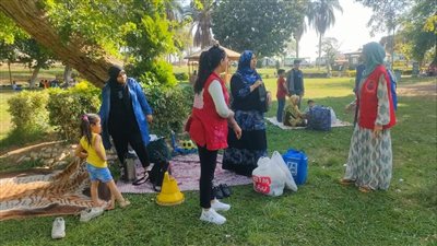 حملات توعية بالعادات الضارة خلال تناول الأسماك المملحة بالقناطر الخيرية (صور)