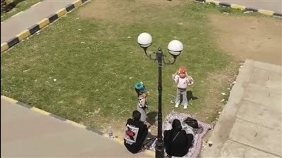 توافد المواطنين على الحدائق ونادي بني عبيد الرياضي في الدقهلية للاحتفال بشم النسيم 