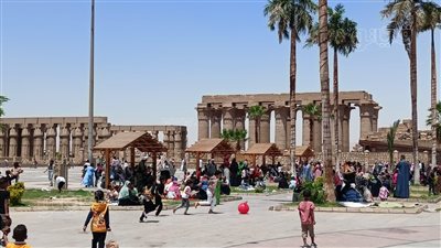 20 صورة ترصد احتفالات أهالي الأقصر بشم النسيم