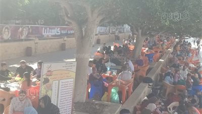 إقبال كثيف على المتنزهات النيلية في كفر الشيخ  لقضاء إجازة شم النسيم (صور)