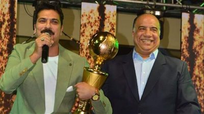 مصطفى أبو سريع في احتفال الاتحاد السكندري: الكأس الحلال أهو 