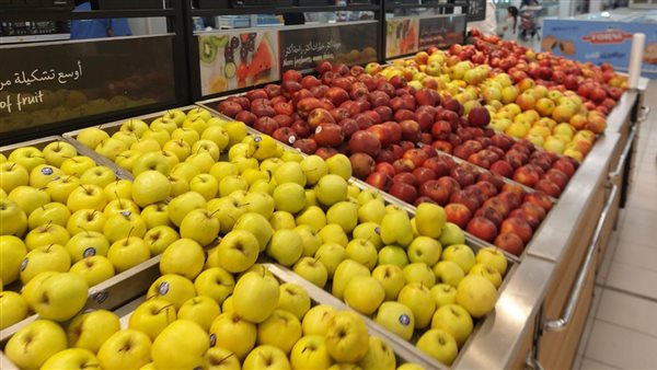 الكمثرى بـ 240 جنيهًا، ارتفاع أسعار الفاكهة بالسلاسل الغذائية في شم النسيم (صور)