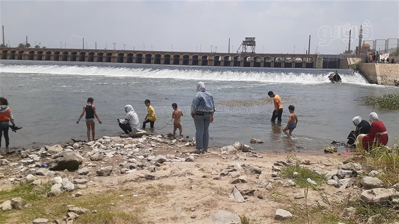إقبال كبير من المواطنين