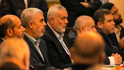 مصادر: حماس وافقت على مقترح يبدأ بهدنة ووقف الطيران 10 ساعات يوميا