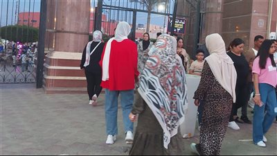 توافد آلاف الزوار على حديقة صنعاء بكفر الشيخ لقضاء إجازة شم النسيم (بث مباشر)