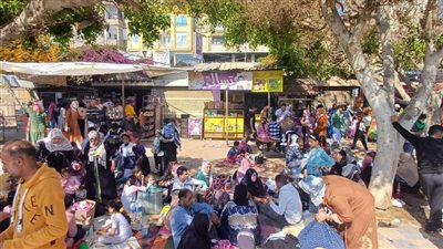 إقبال كبير من المواطنين على الحدائق العامة في كفر الشيخ لقضاء شم النسيم 