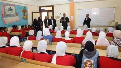 مراجعات نهائية لطلاب الشهادتين الإعدادية والثانوية بتعليم الوادي الجديد