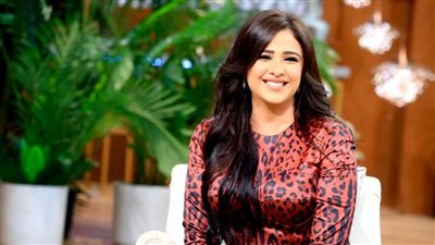 ياسمين عبد العزيز: اشتريت عربية وشقة وعمري 15 سنة وبصرف على أهلي من صغري