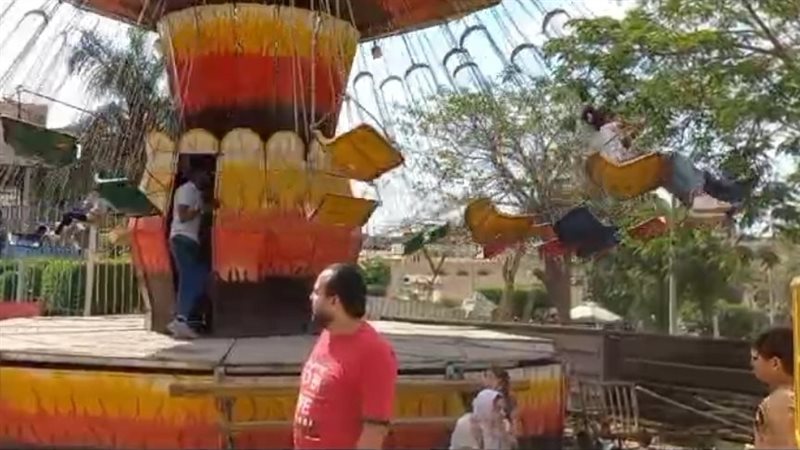 إقبال متوسط على حدائق