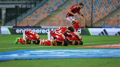  الأهلي يتقدم على الاتحاد بهدفين خلال 3 دقائق (صور)