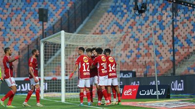 اتجاه لإراحة نجم الأهلي أمام بلدية المحلة بالدوري 