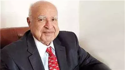 رئيس جامعة القاهرة ينعى الفقيه الدستوري الدكتور إبراهيم درويش 