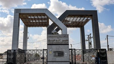 بين فعال ومغلق ومعطل.. أبرز 10 معابر لفلسطين (انفوجراف)