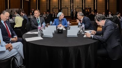 وزيرة البيئة تستعرض دور الهيدروجين الأخضر في تحقيق أهداف التنمية المستدامة