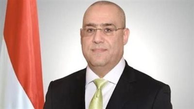 وزير الإسكان: تطوير المناطق الصناعية بالمدن الجديدة