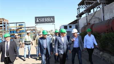 محافظ الشرقية: الدولة تخطط لتمكين القطاع الخاص للتوسع في استثماراته