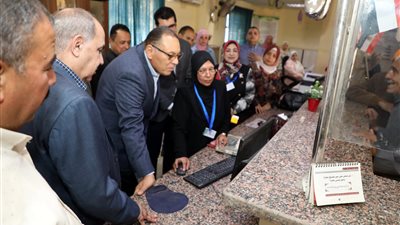 محافظ الشرقية يُتابع إجراءات تلقي طلبات التصالح في بلبيس