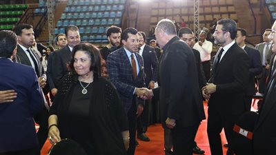 وصول أشرف صبحي ورئيس الزمالك لـ حفل تأبين العامري فاروق 