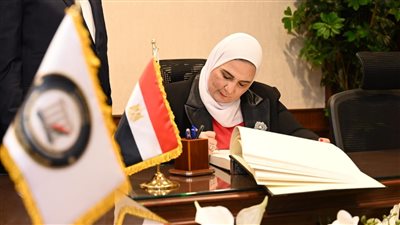 زيادة مكافآت التطوع الشهرية للرائدات المجتمعيات لـ 1500 جنيه بدءا من يوليو المقبل