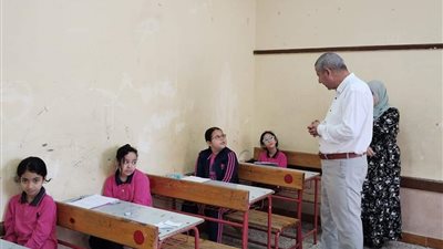 وكيل تعليم دمياط يتابع سير الامتحانات