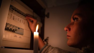 قطع الكهرباء عن عدد من المناطق في قنا غدا 