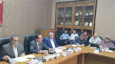 محافظ شمال سيناء يوجه بسرعة الانتهاء من مشروعات الخطة الاستثمارية قبل انتهاء العام المالي الحالي