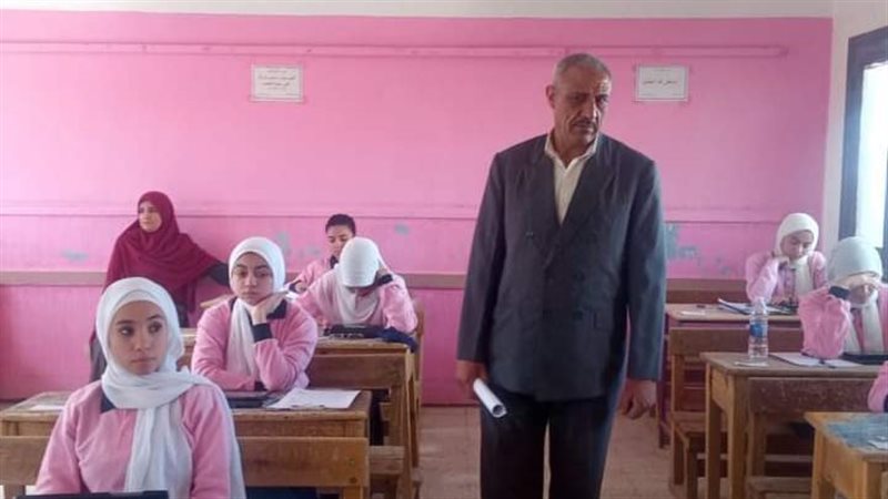 امتحانات نهاية العام،