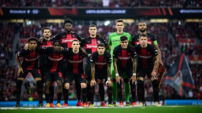 باير ليفركوزن أول ناد يحصل على الدوري الألماني دون هزيمة 