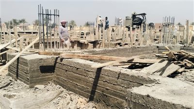 استمرار أعمال إنشاء سوق حضري للخضروات والفاكهة في البداري بأسيوط