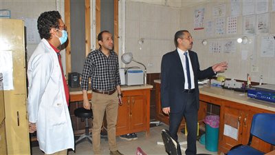 وكيل الصحة بسوهاج يحيل مسئولين بالمديرية ومستشفى الحميات للتحقيق 