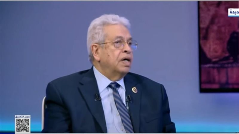 الدكتور عبد المنعم