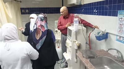 مدير فرع التأمين الصحى بالشرقية  يزور مستشفى المبرة يوم الأجازة 