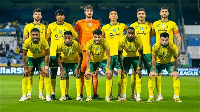 محمد شريف يقود تشكيل الخليج أمام أبها بـ الدوري السعودي