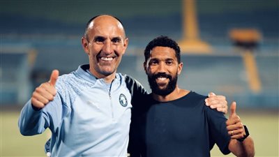 تفاصيل زيارة نجم آرسنال ومانشستر سيتي لنادي بيراميدز (صور)