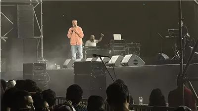 تامر عاشور يشعل حفله في الرحاب بـ